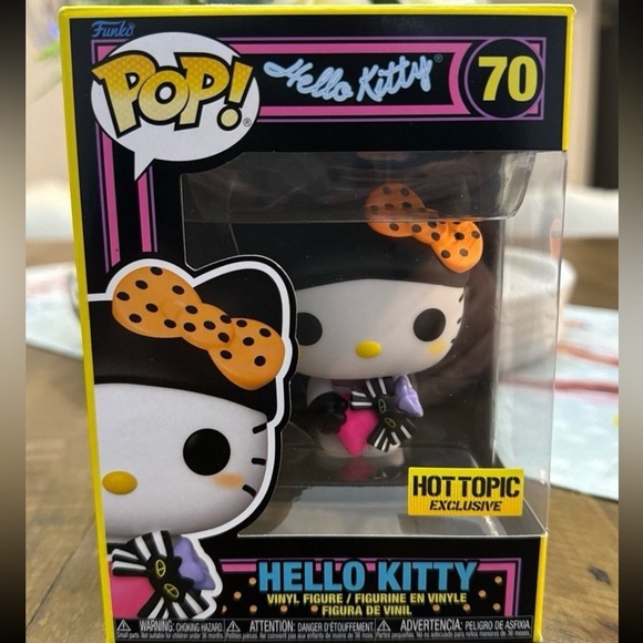 Funko Other - Funko Pop! Vinyl: Sanrio - Hello Kitty (Black Light) - Hot Topic (Exclusive) #70